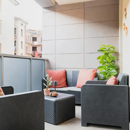 Luxury In Moscova Apartment